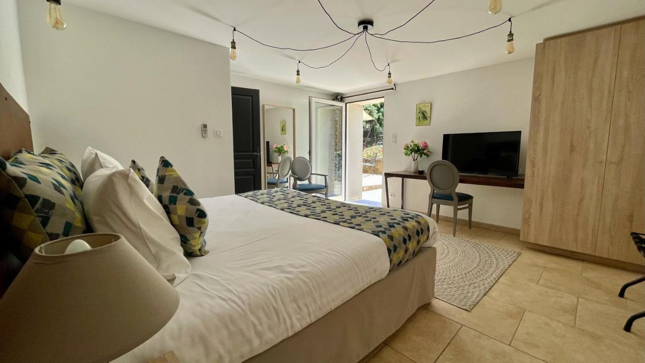 Clos Saint-Michel Resort & Spa Malaucène Екстериор снимка