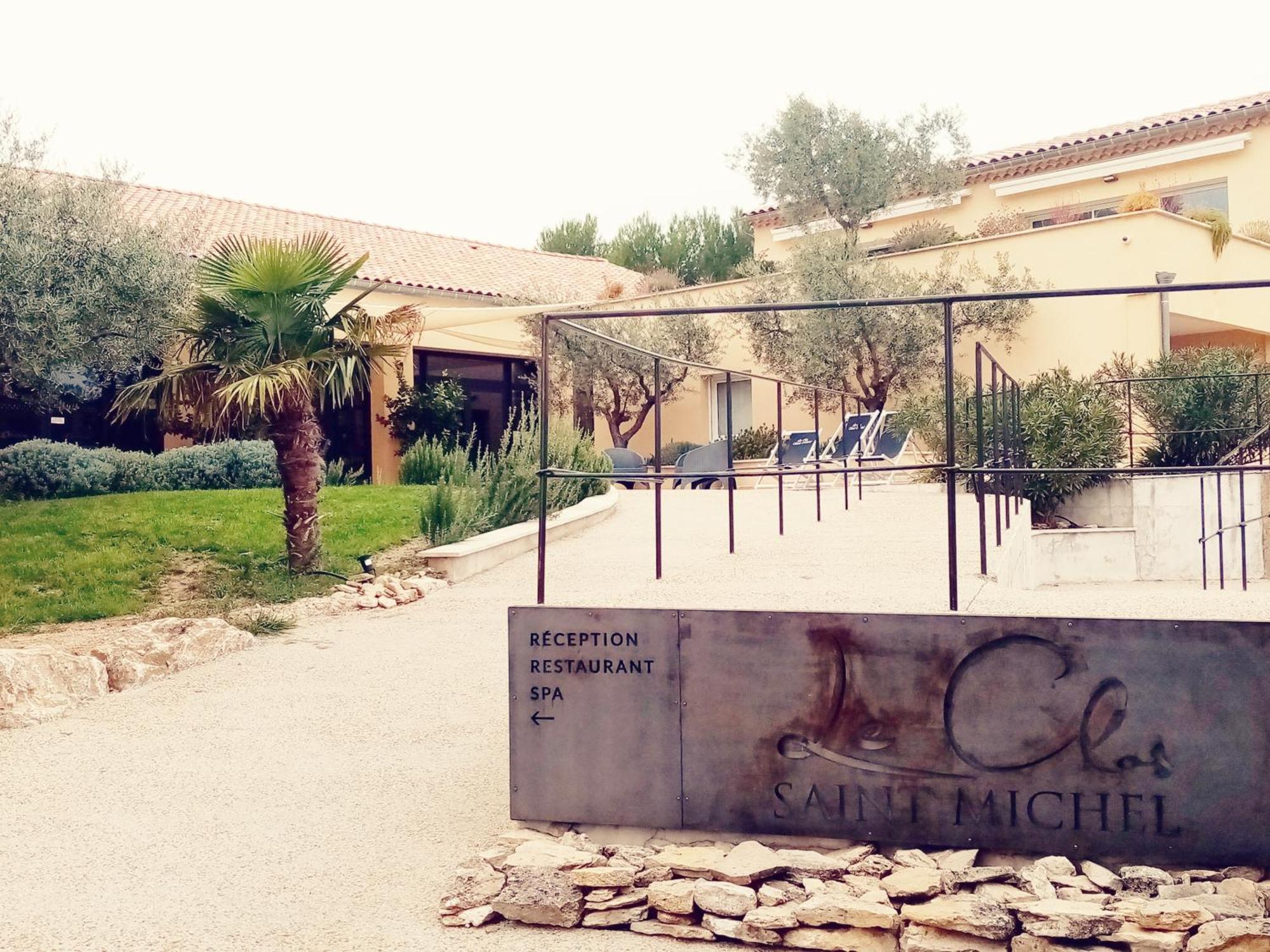 Clos Saint-Michel Resort & Spa Malaucène Екстериор снимка
