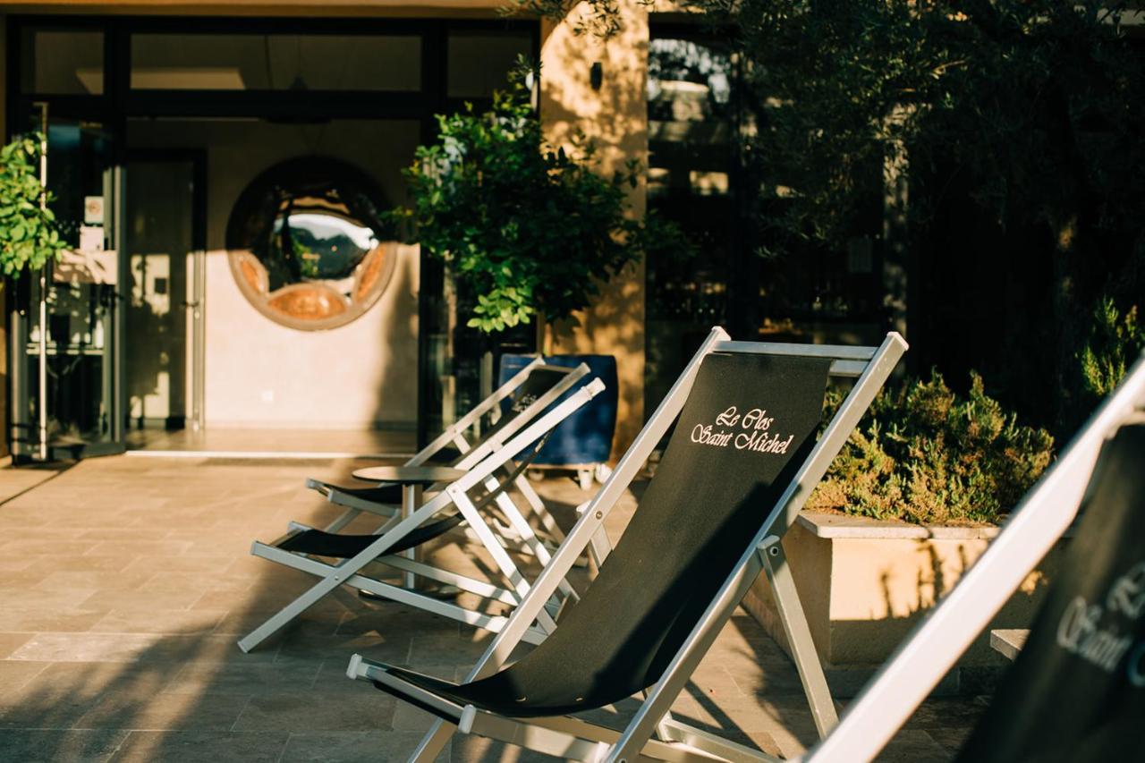 Clos Saint-Michel Resort & Spa Malaucène Екстериор снимка