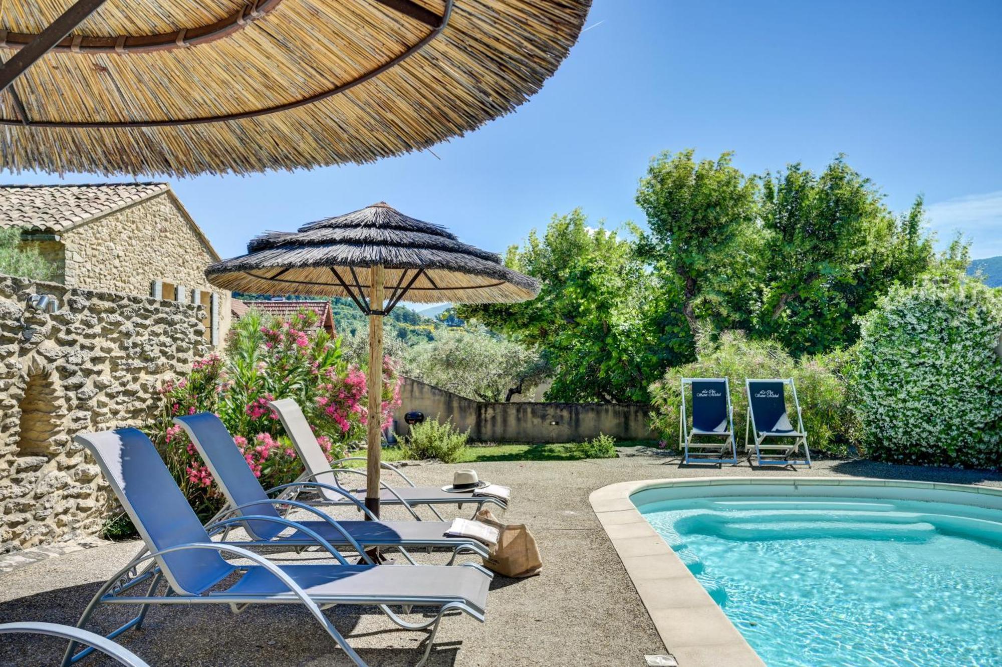 Clos Saint-Michel Resort & Spa Malaucène Екстериор снимка